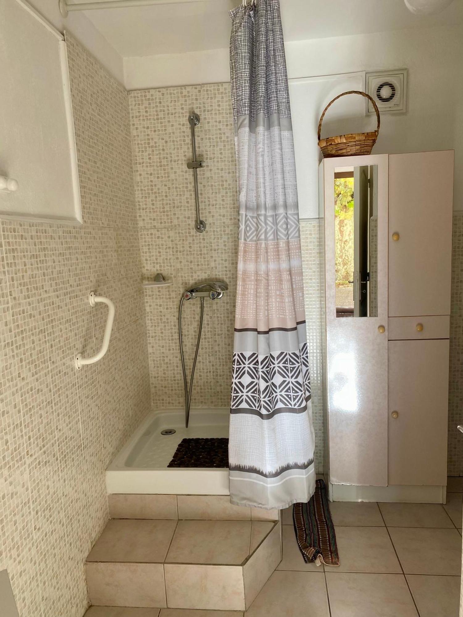 Apartamento Le Micocoulier La Crau Exterior foto
